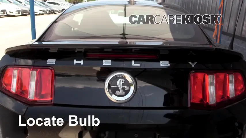 2011 Ford Mustang Shelby GT500 5.4L V8 Supercharged Coupe Lights Center Brake Light (replace bulb)
